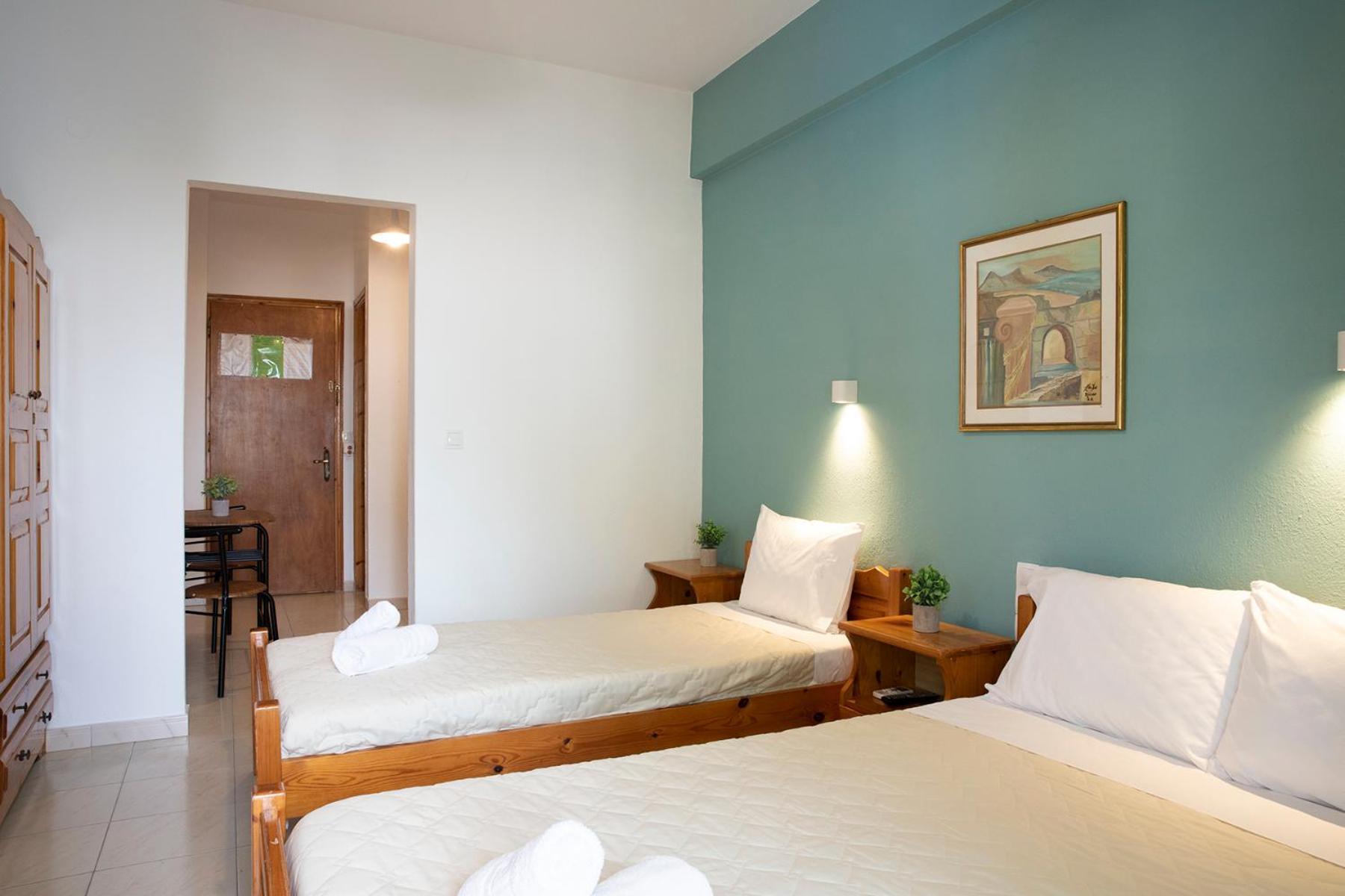 Manos Kritikakis Apartments プラタモナス エクステリア 写真