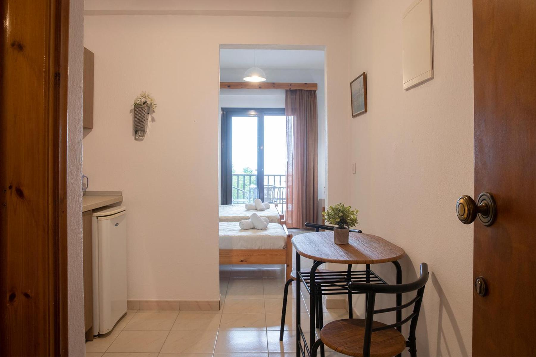 Manos Kritikakis Apartments プラタモナス エクステリア 写真