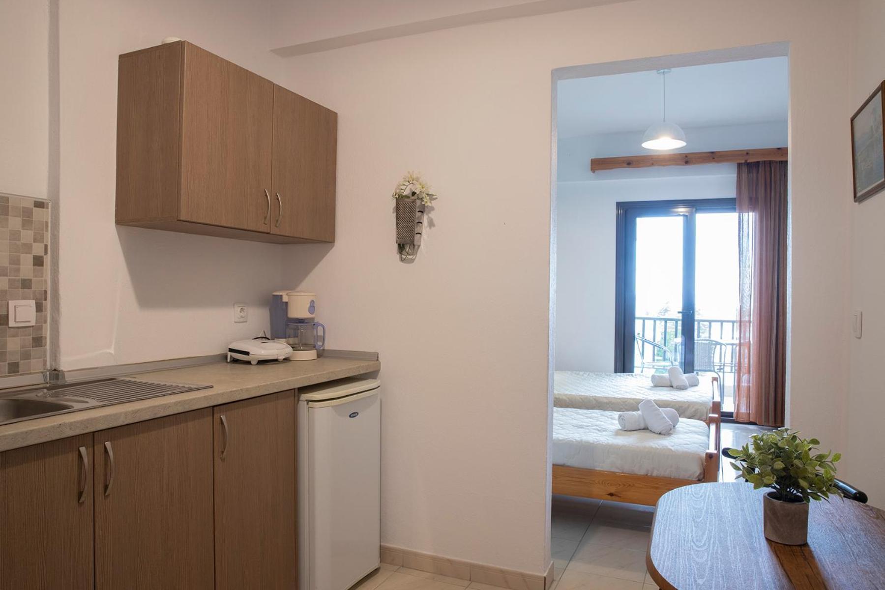 Manos Kritikakis Apartments プラタモナス エクステリア 写真