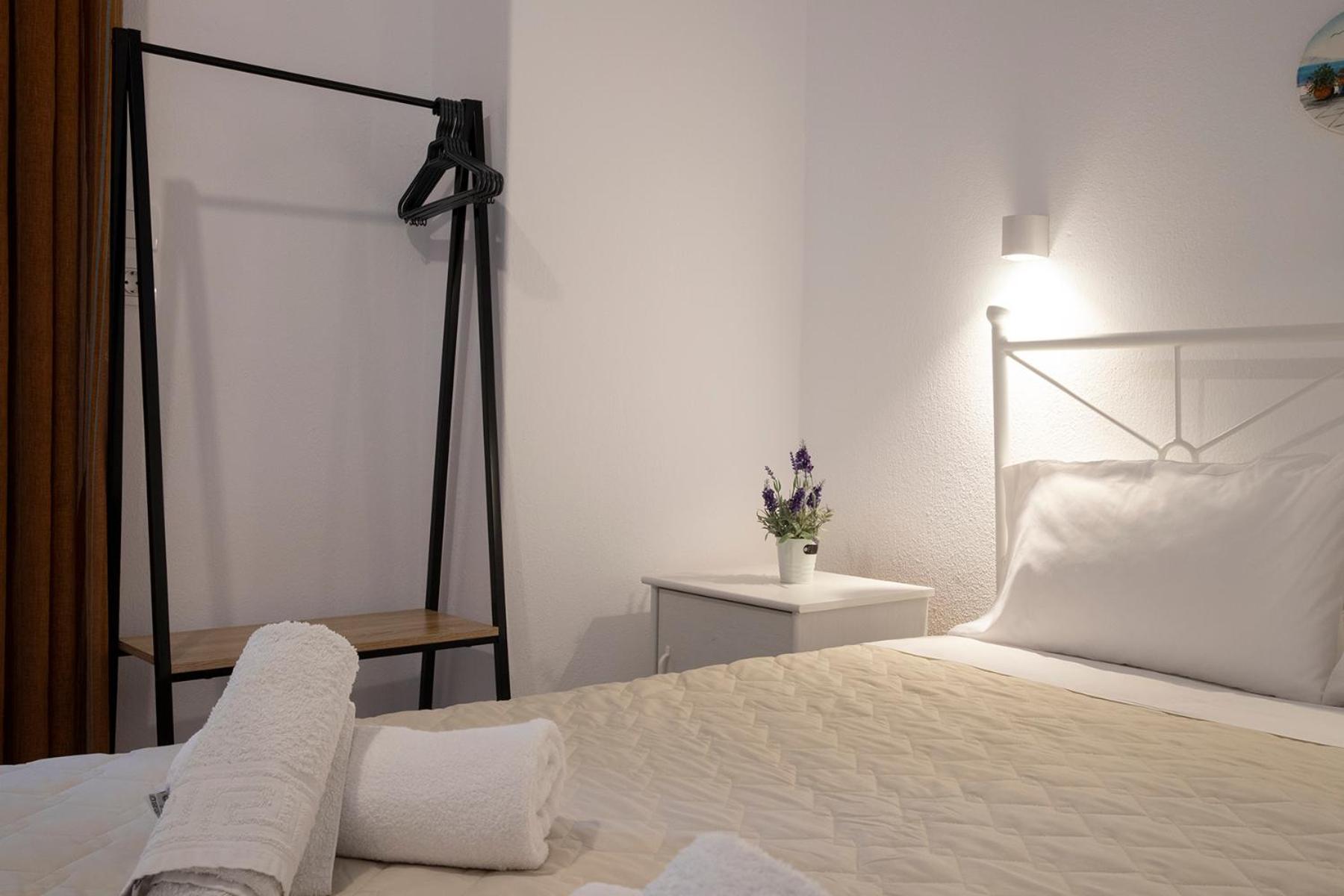 Manos Kritikakis Apartments プラタモナス エクステリア 写真