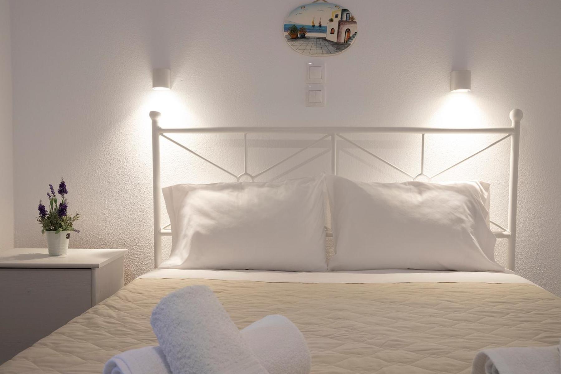 Manos Kritikakis Apartments プラタモナス エクステリア 写真