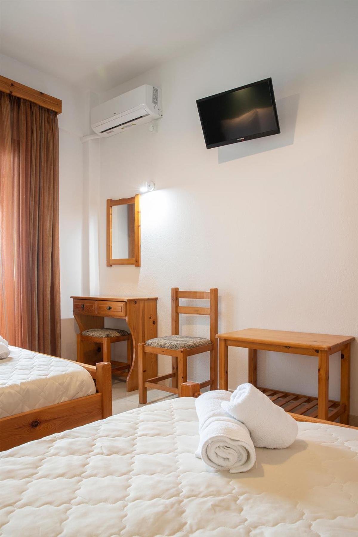 Manos Kritikakis Apartments プラタモナス エクステリア 写真