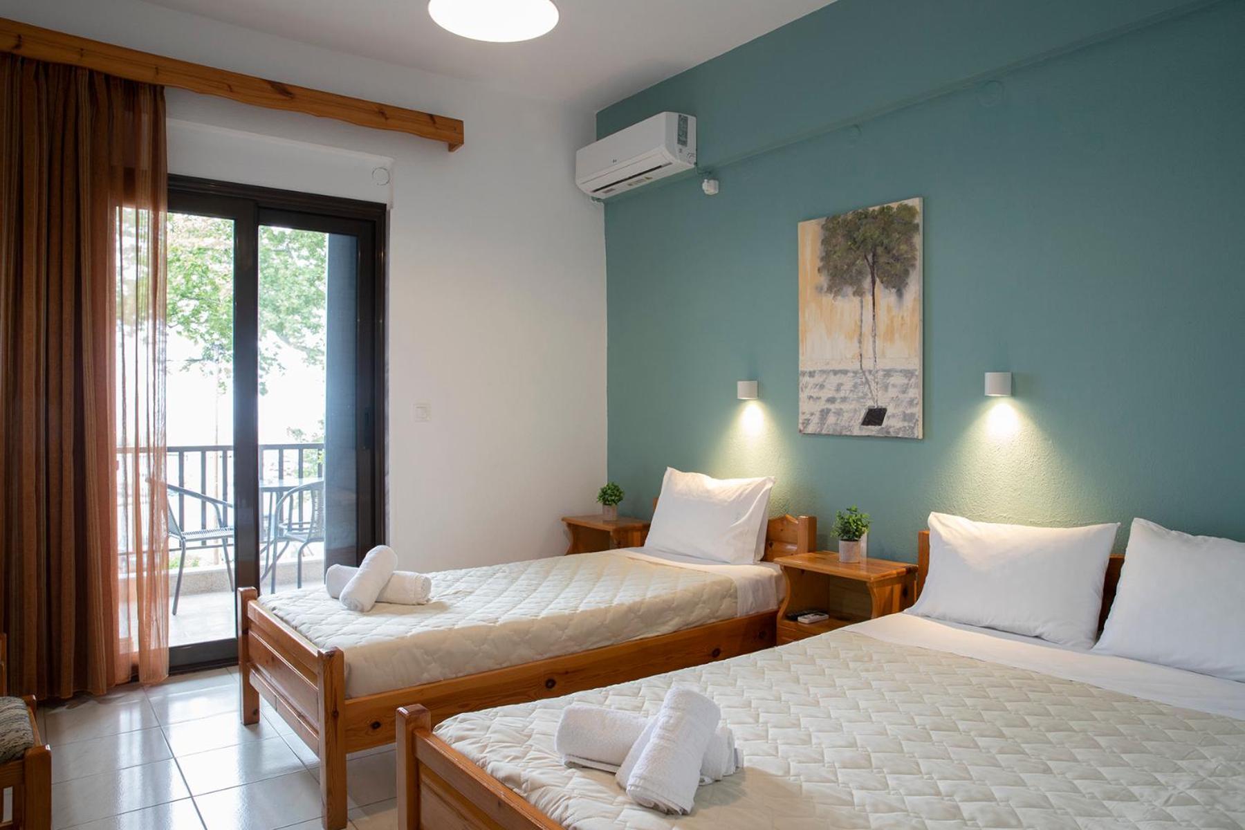 Manos Kritikakis Apartments プラタモナス エクステリア 写真