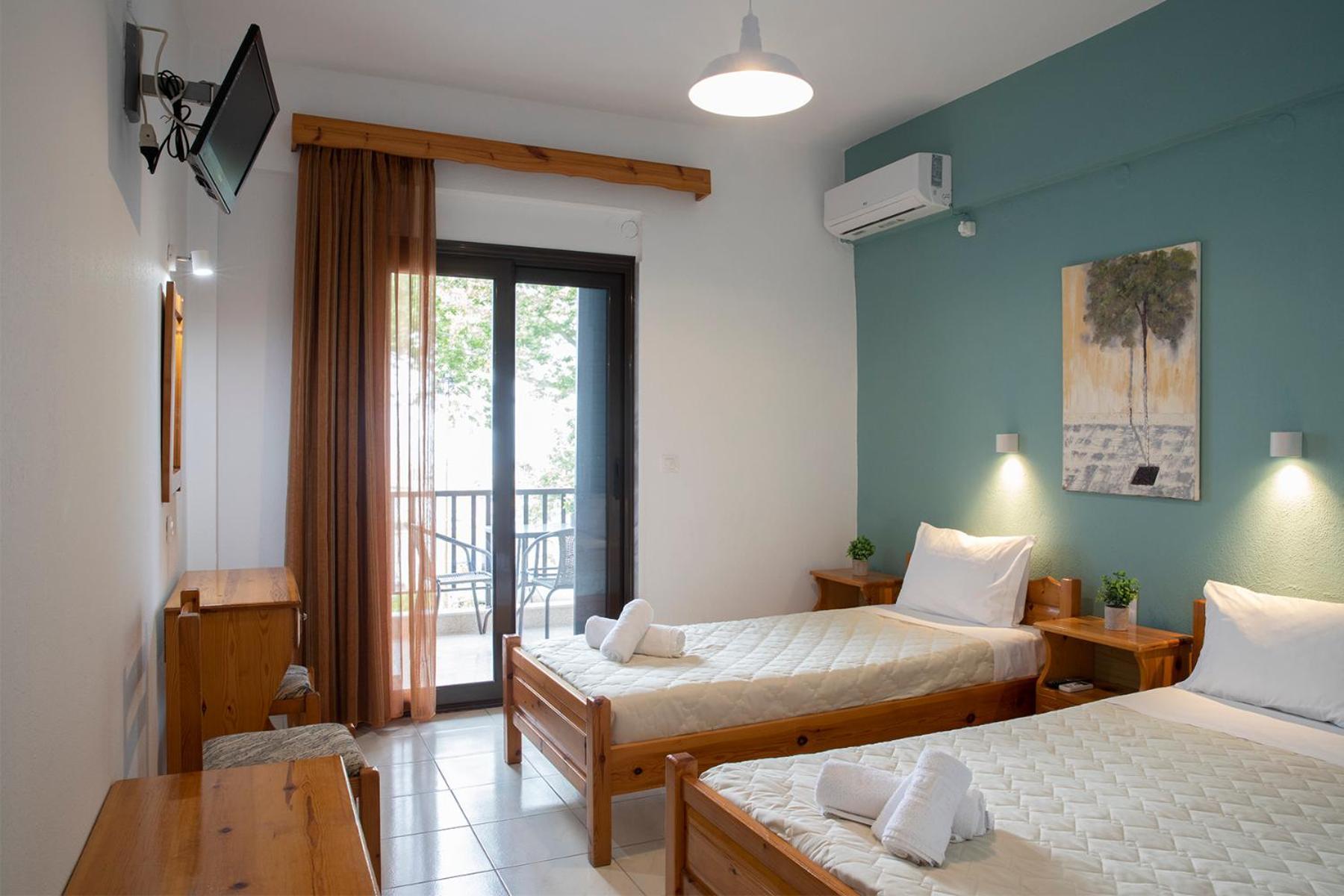 Manos Kritikakis Apartments プラタモナス エクステリア 写真