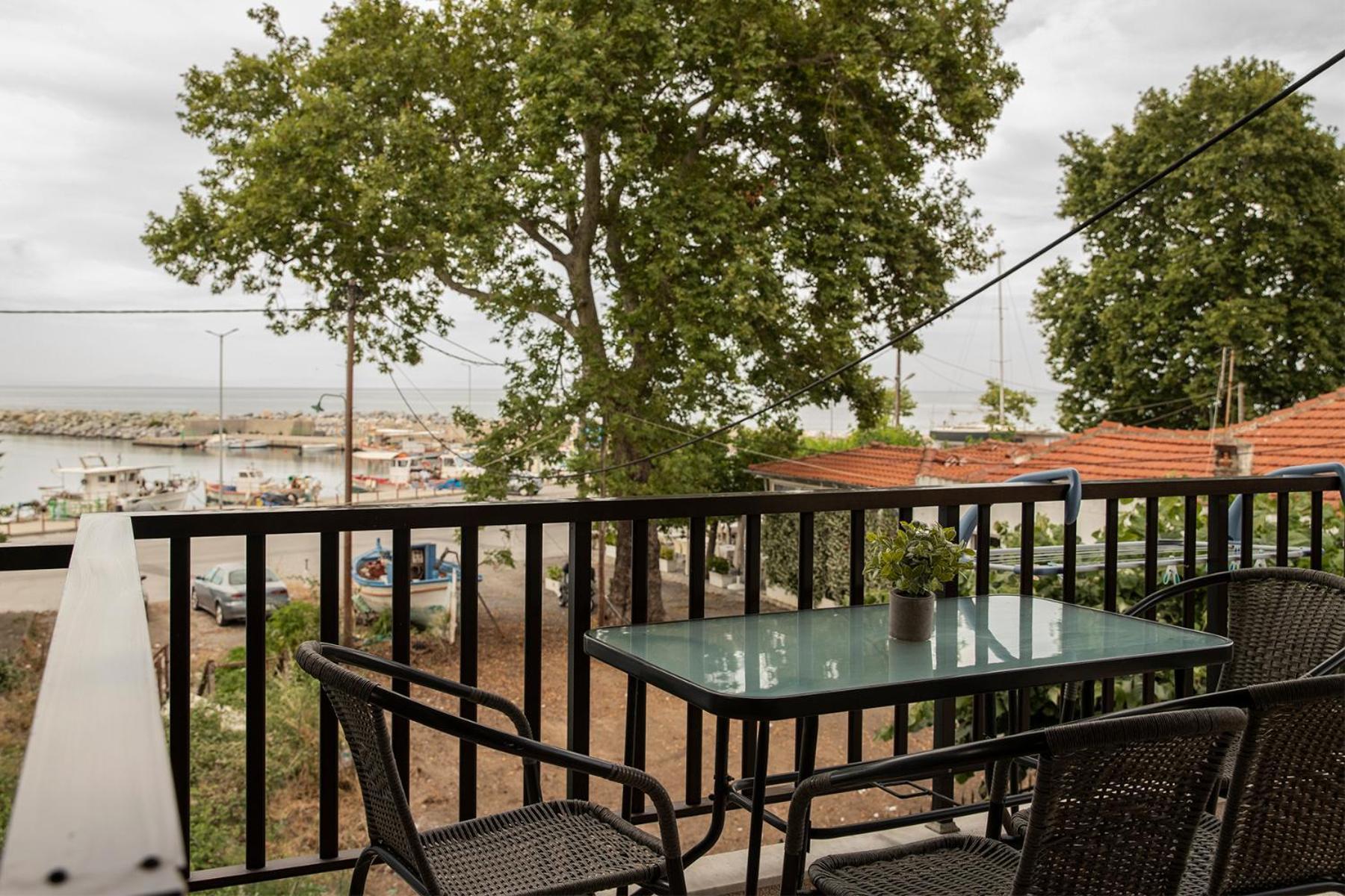 Manos Kritikakis Apartments プラタモナス エクステリア 写真